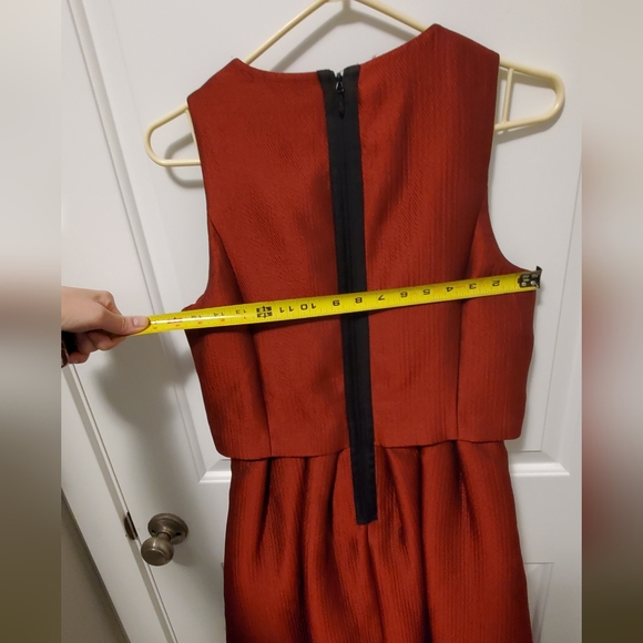 2/$69 BNWT deep red 🖤❤️ dress with black zipper detail  SZ 6 - Picture 15 of 16